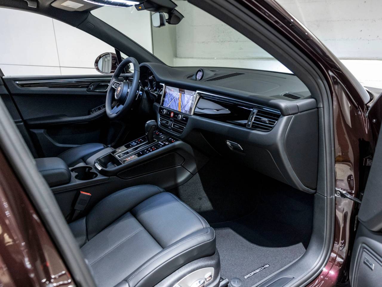 2025 Porsche Macan Macan