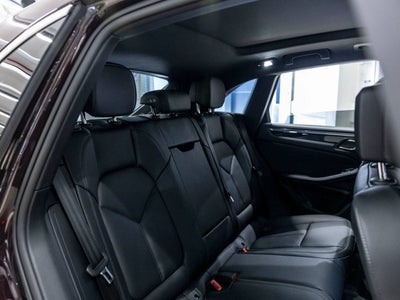 2025 Porsche Macan Macan