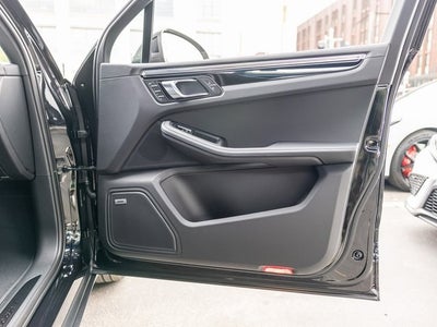 2026 Porsche Macan Macan T