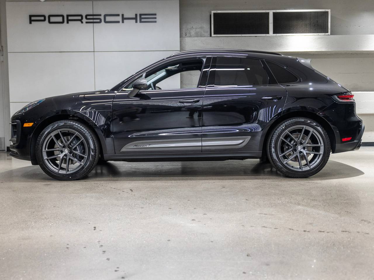 2026 Porsche Macan Macan T