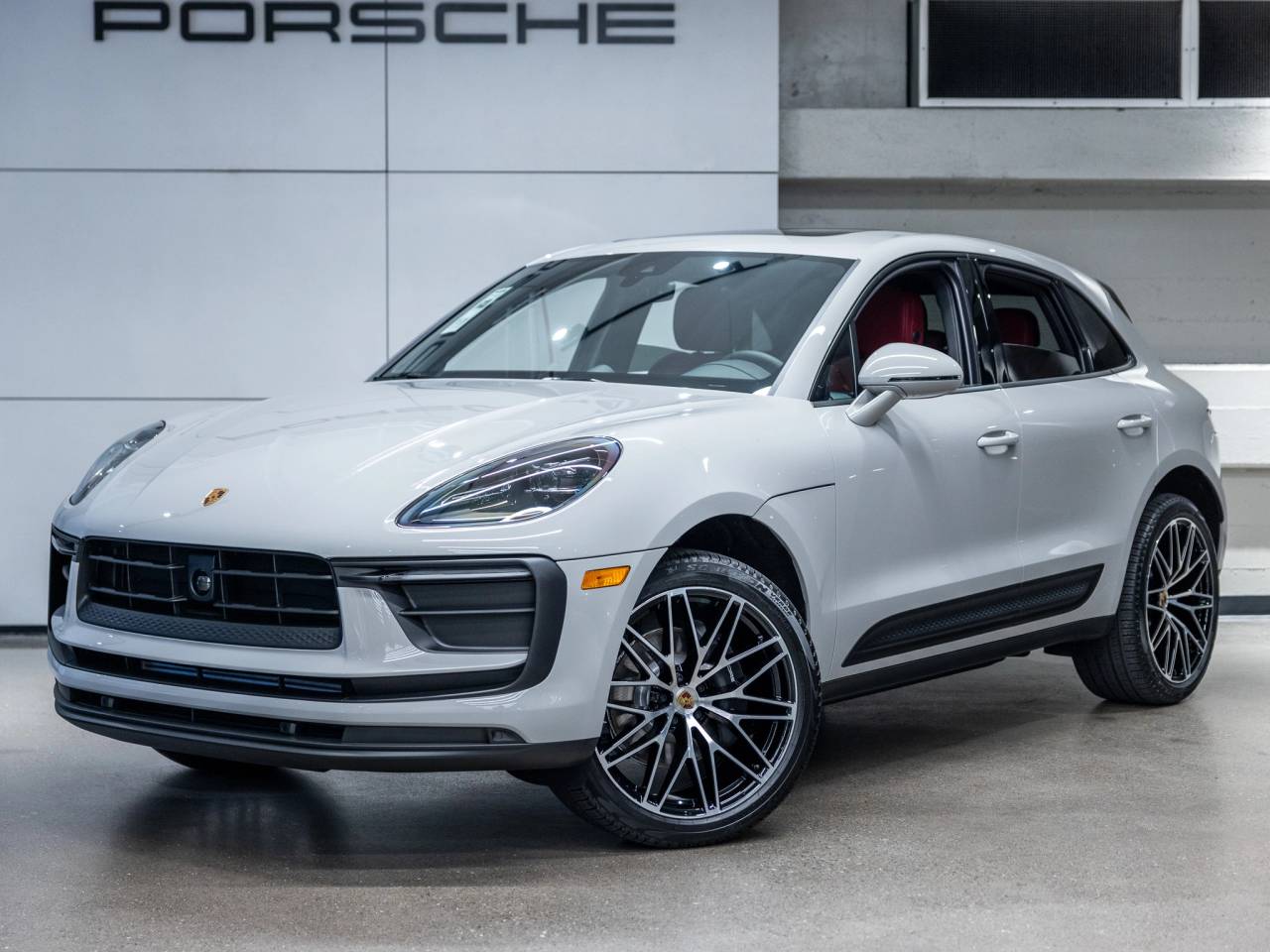 2026 Porsche Macan Macan