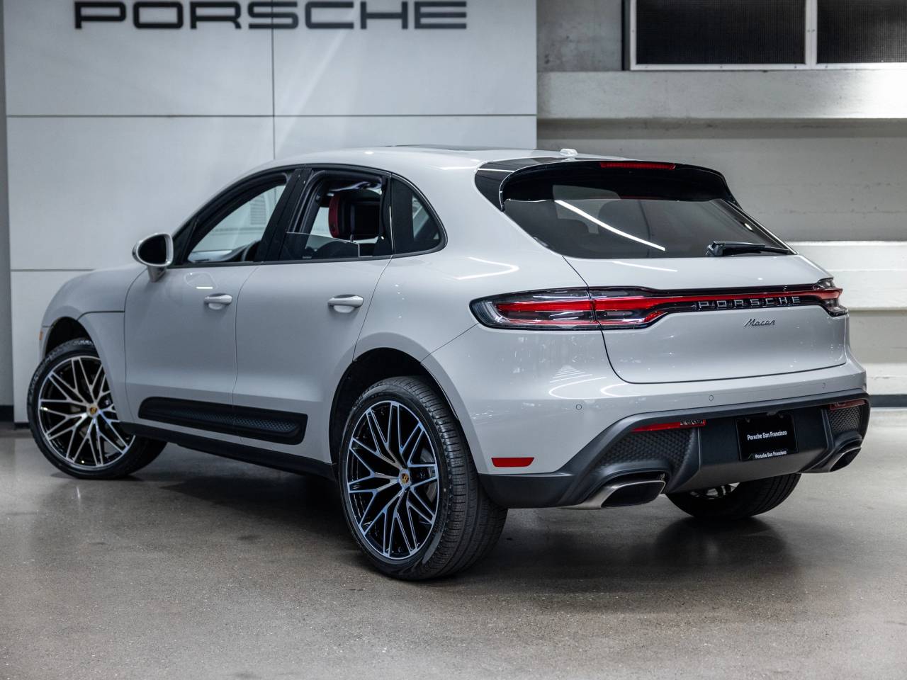 2026 Porsche Macan Macan