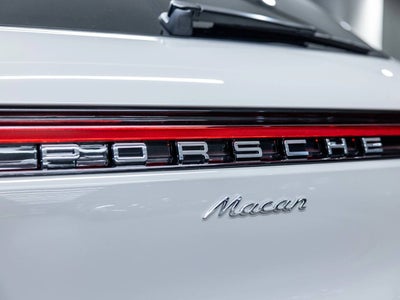 2026 Porsche Macan Macan