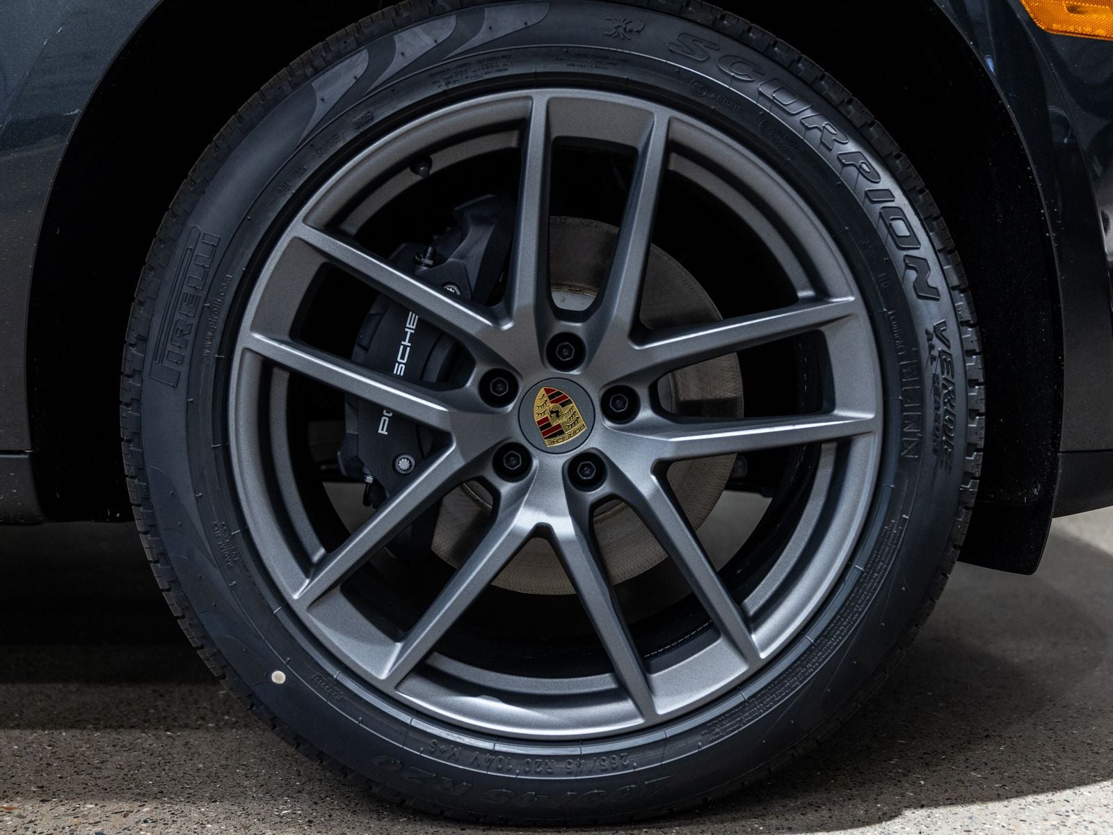 2026 Porsche Macan Base