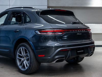 2026 Porsche Macan Base