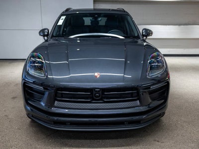 2026 Porsche Macan Macan