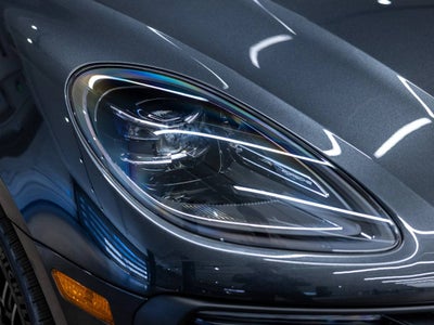 2026 Porsche Macan Macan