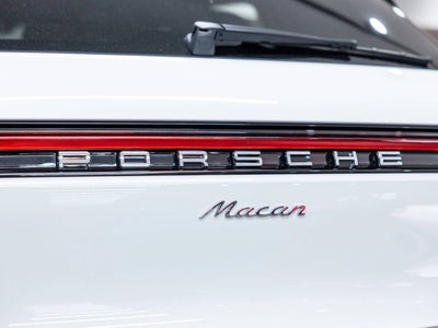 2026 Porsche Macan Macan