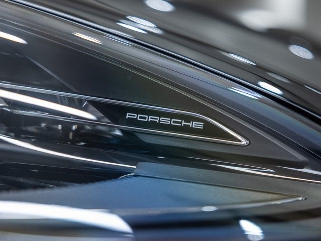 2025 Porsche Macan Macan