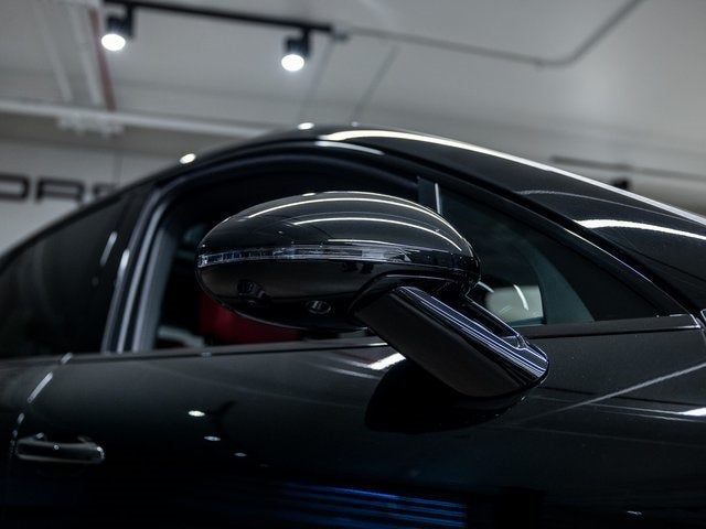 2025 Porsche Macan Macan