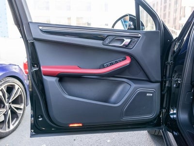 2025 Porsche Macan Macan