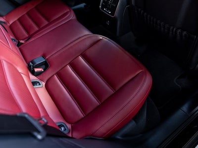 2025 Porsche Macan Macan