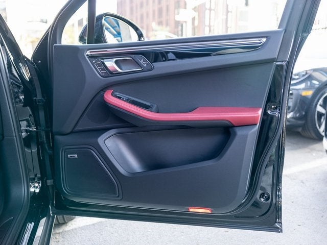 2025 Porsche Macan Macan