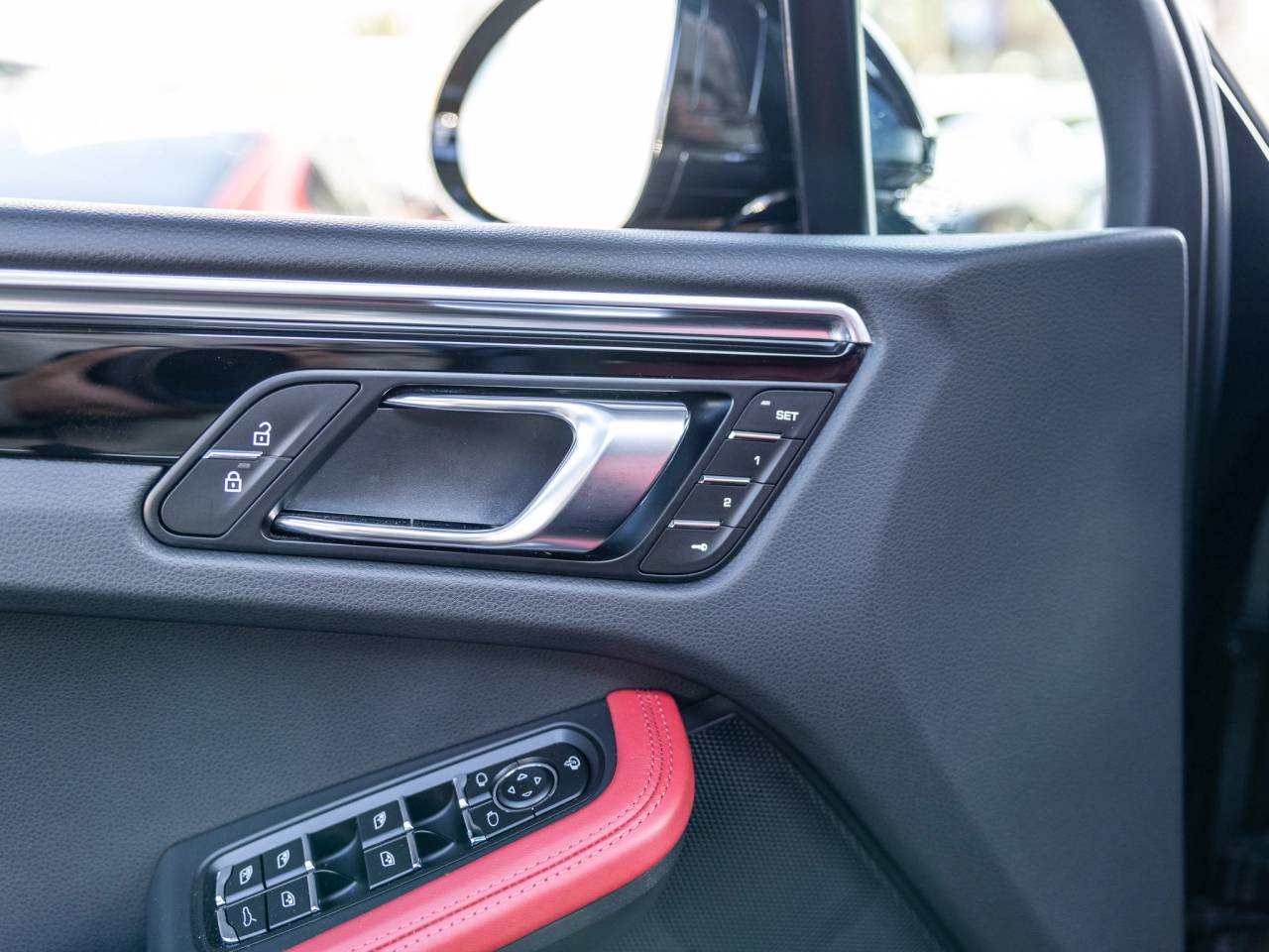 2025 Porsche Macan Macan