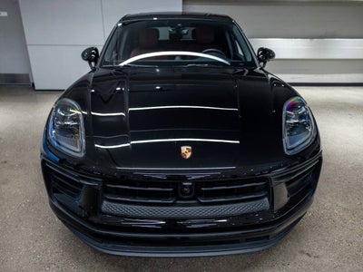 2025 Porsche Macan Macan