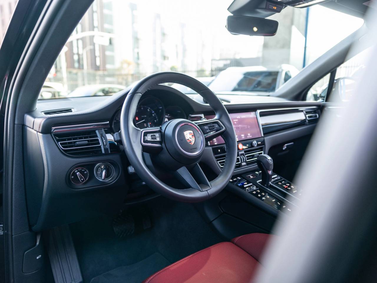 2025 Porsche Macan Macan