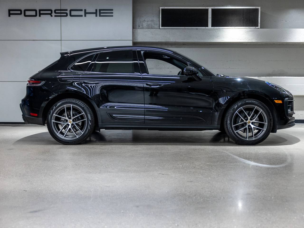 2025 Porsche Macan Macan