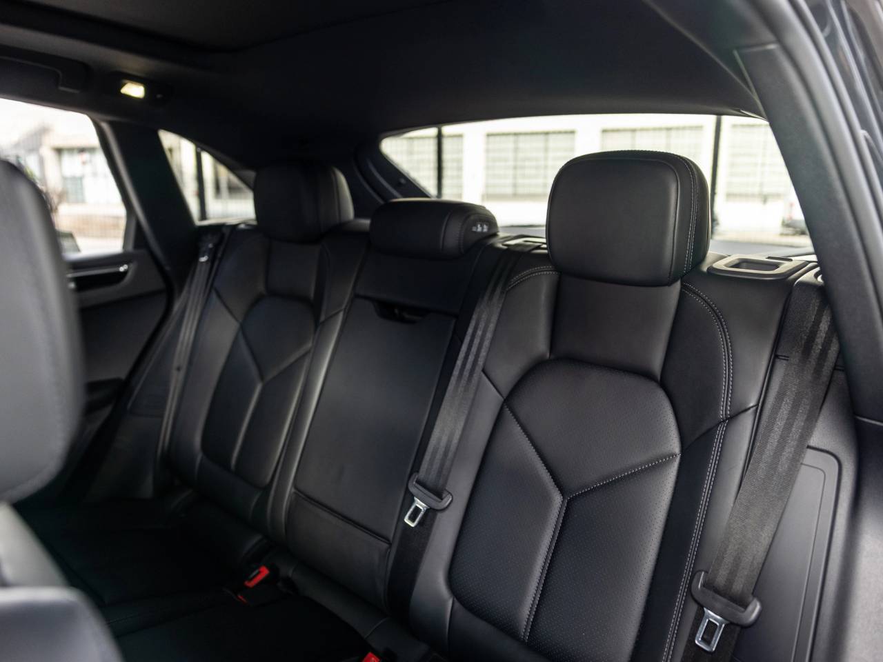 2025 Porsche Macan Macan