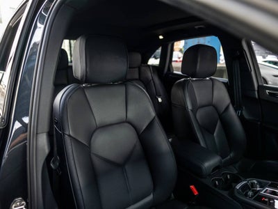 2025 Porsche Macan Macan