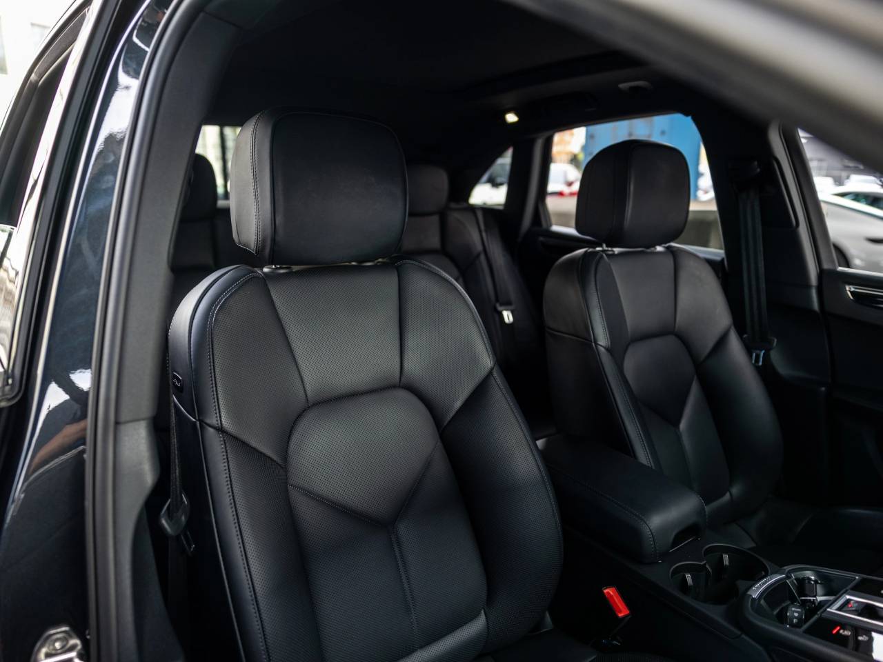 2025 Porsche Macan Macan