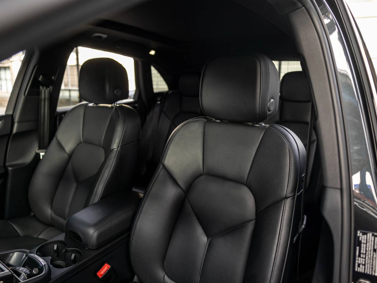 2025 Porsche Macan Macan