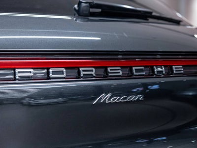 2025 Porsche Macan Macan