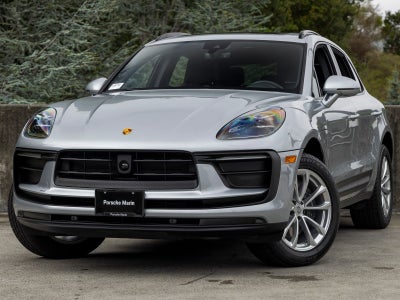 2026 Porsche Macan Base