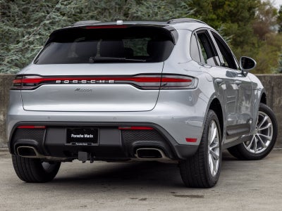 2026 Porsche Macan Base