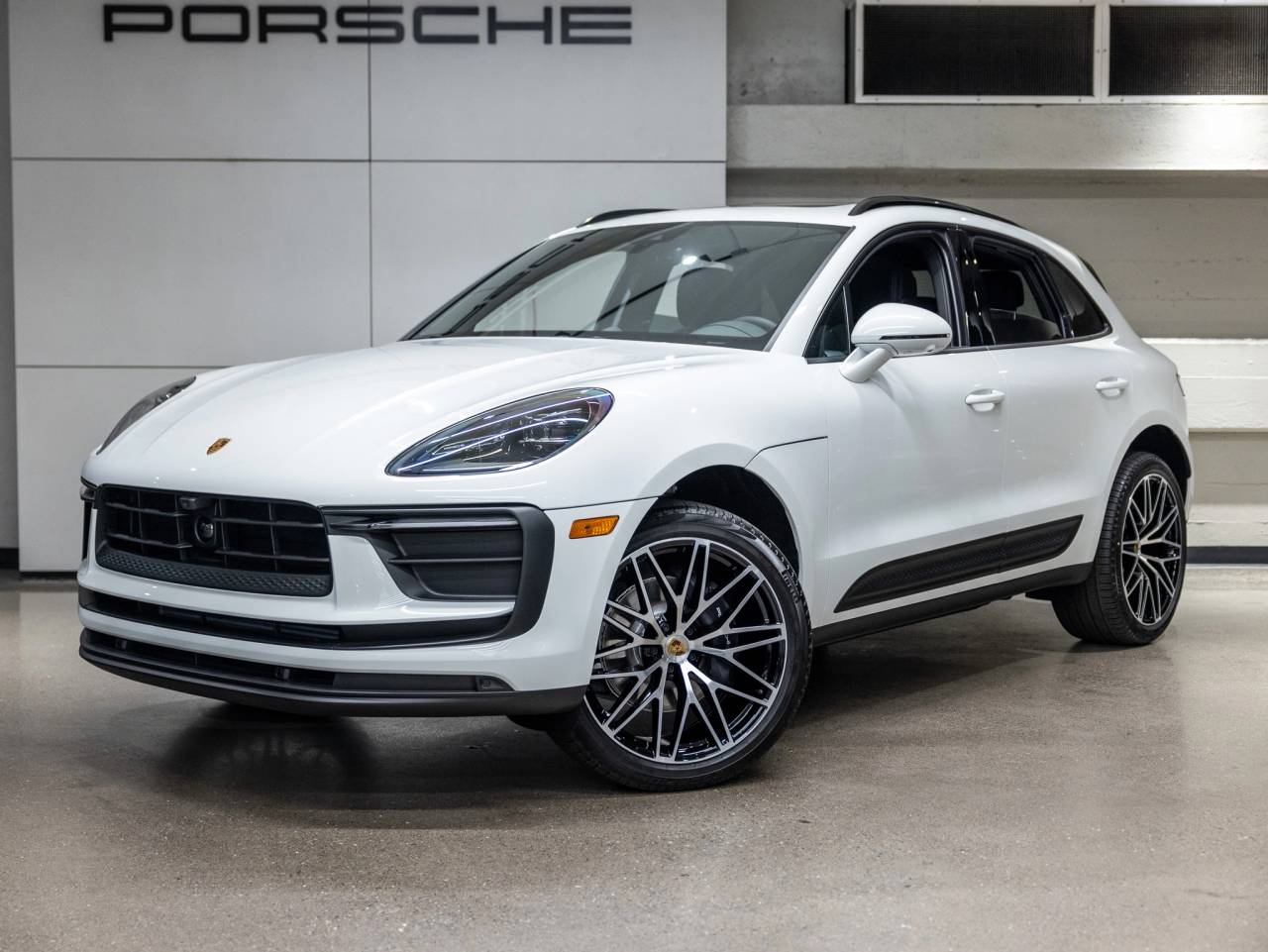 2026 Porsche Macan Macan