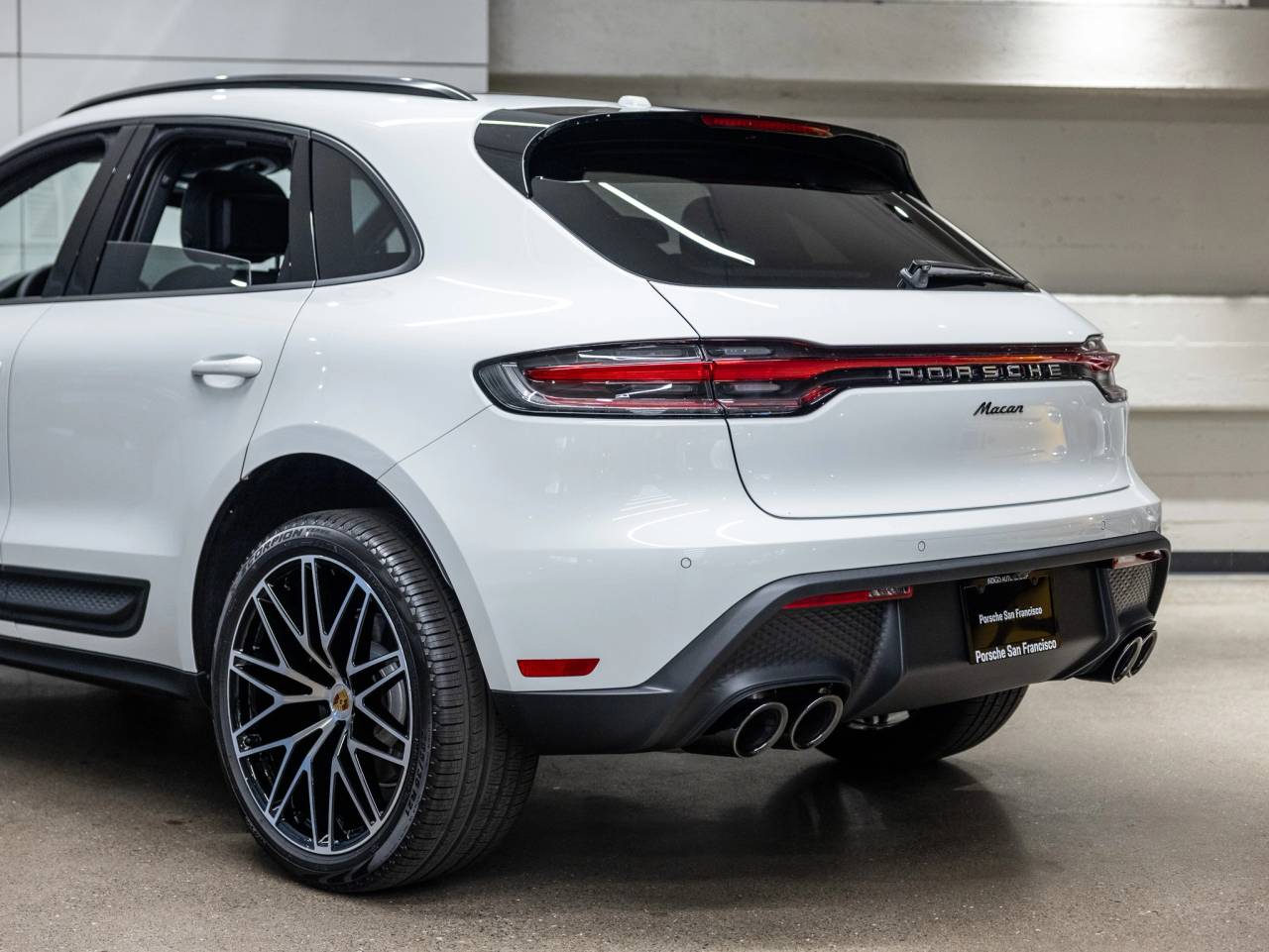 2026 Porsche Macan Macan