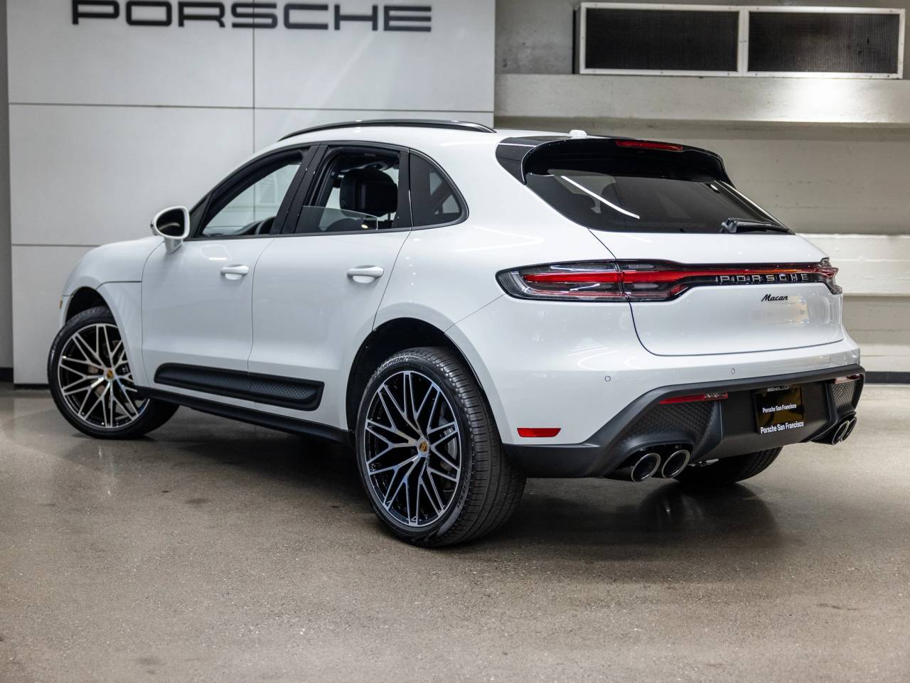 2026 Porsche Macan Macan