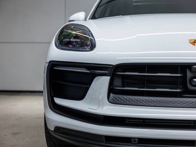 2026 Porsche Macan Macan