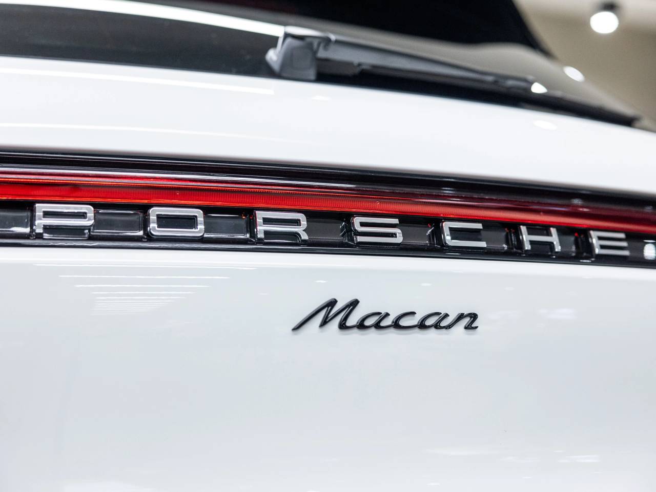 2026 Porsche Macan Macan