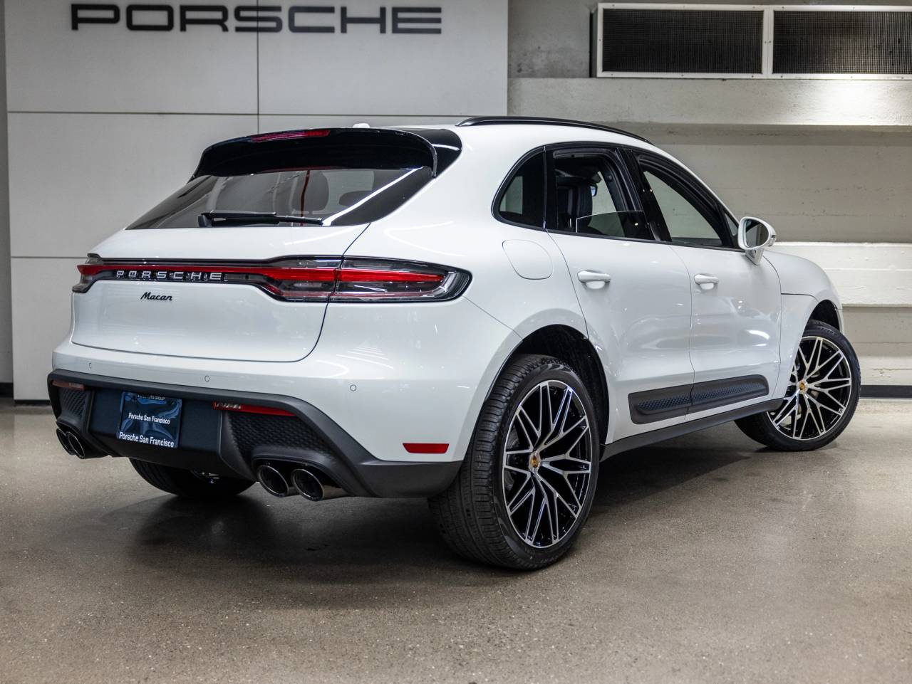 2026 Porsche Macan Macan