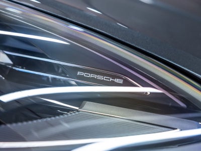 2026 Porsche Macan T