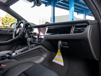 2026 Porsche Macan T