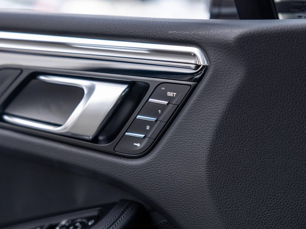 2026 Porsche Macan T