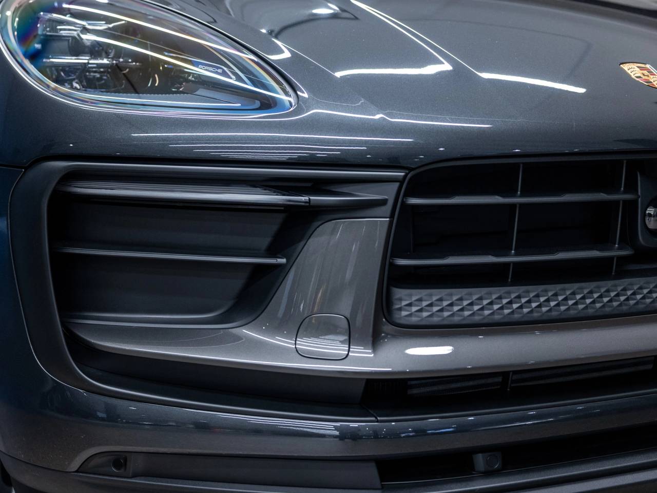 2026 Porsche Macan T