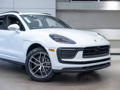 2026 Porsche Macan Base
