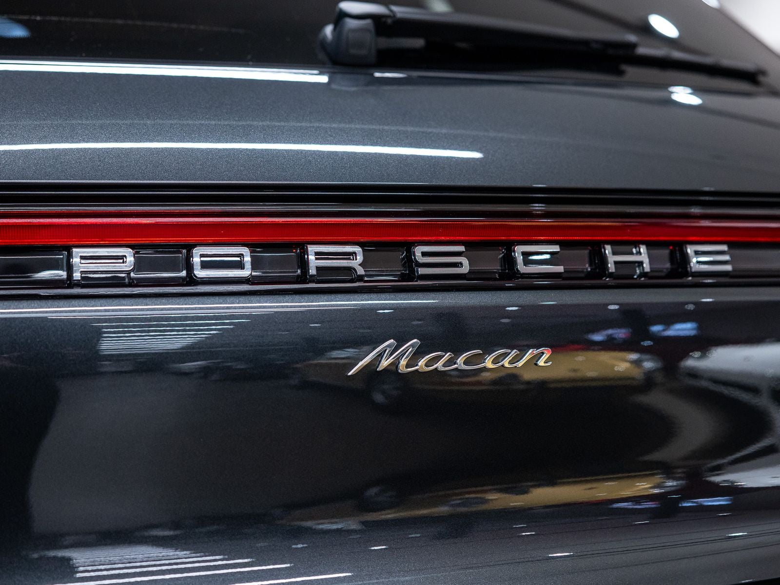 2026 Porsche Macan Macan