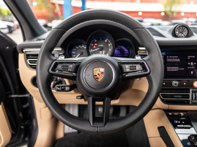 2026 Porsche Macan Macan