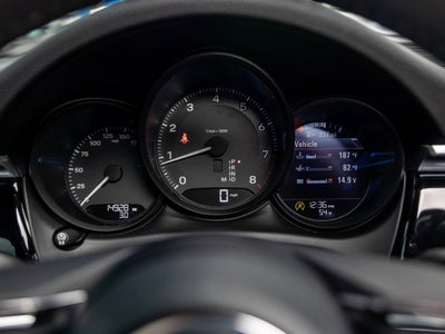 2023 Porsche Macan Base
