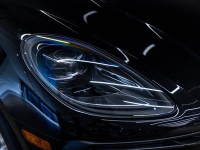 2023 Porsche Macan Base