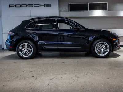 2023 Porsche Macan Base