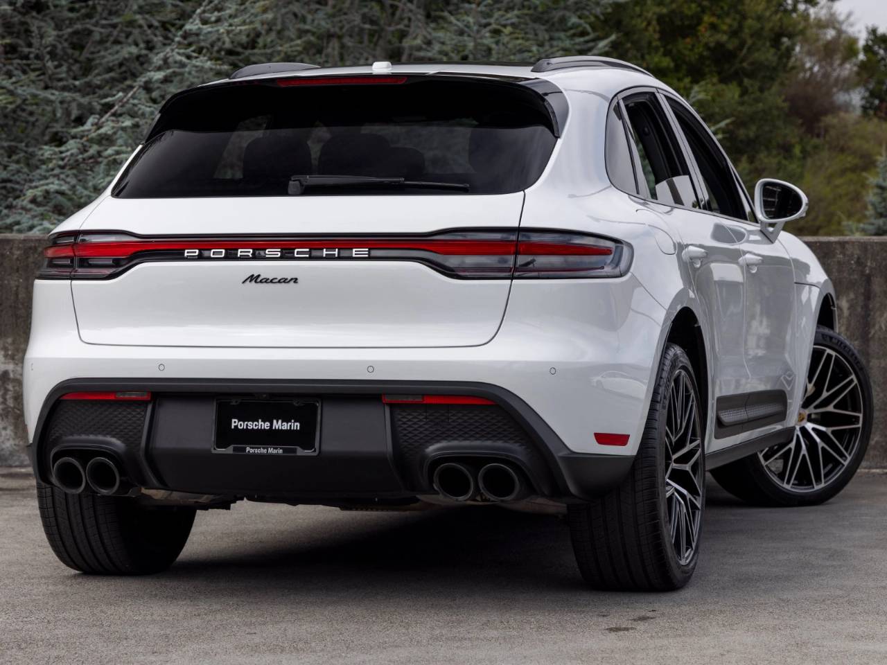 2026 Porsche Macan Macan