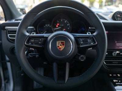 2026 Porsche Macan Macan