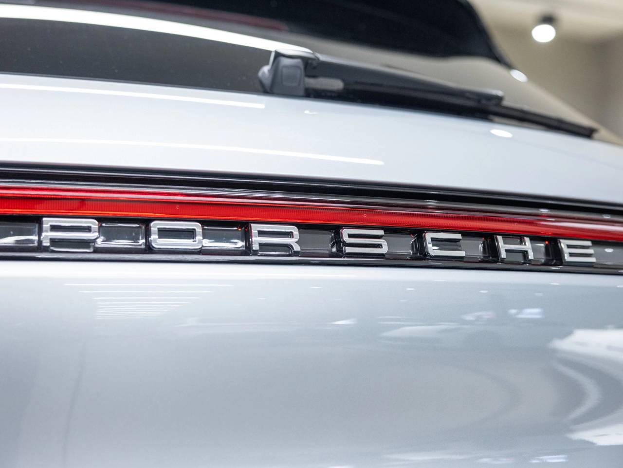 2026 Porsche Macan Macan
