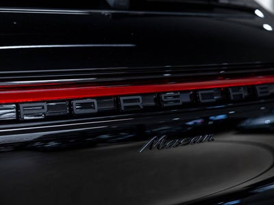 2026 Porsche Macan Macan