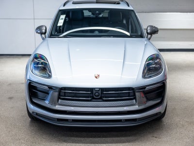 2026 Porsche Macan T