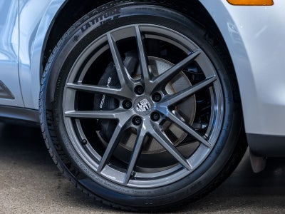 2026 Porsche Macan T